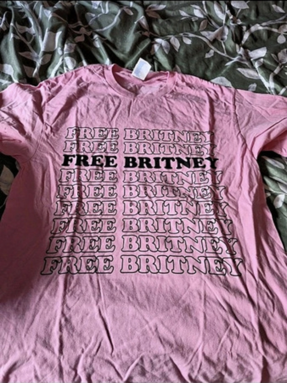 Britney Spears Free Britney Pink Shirt Size M